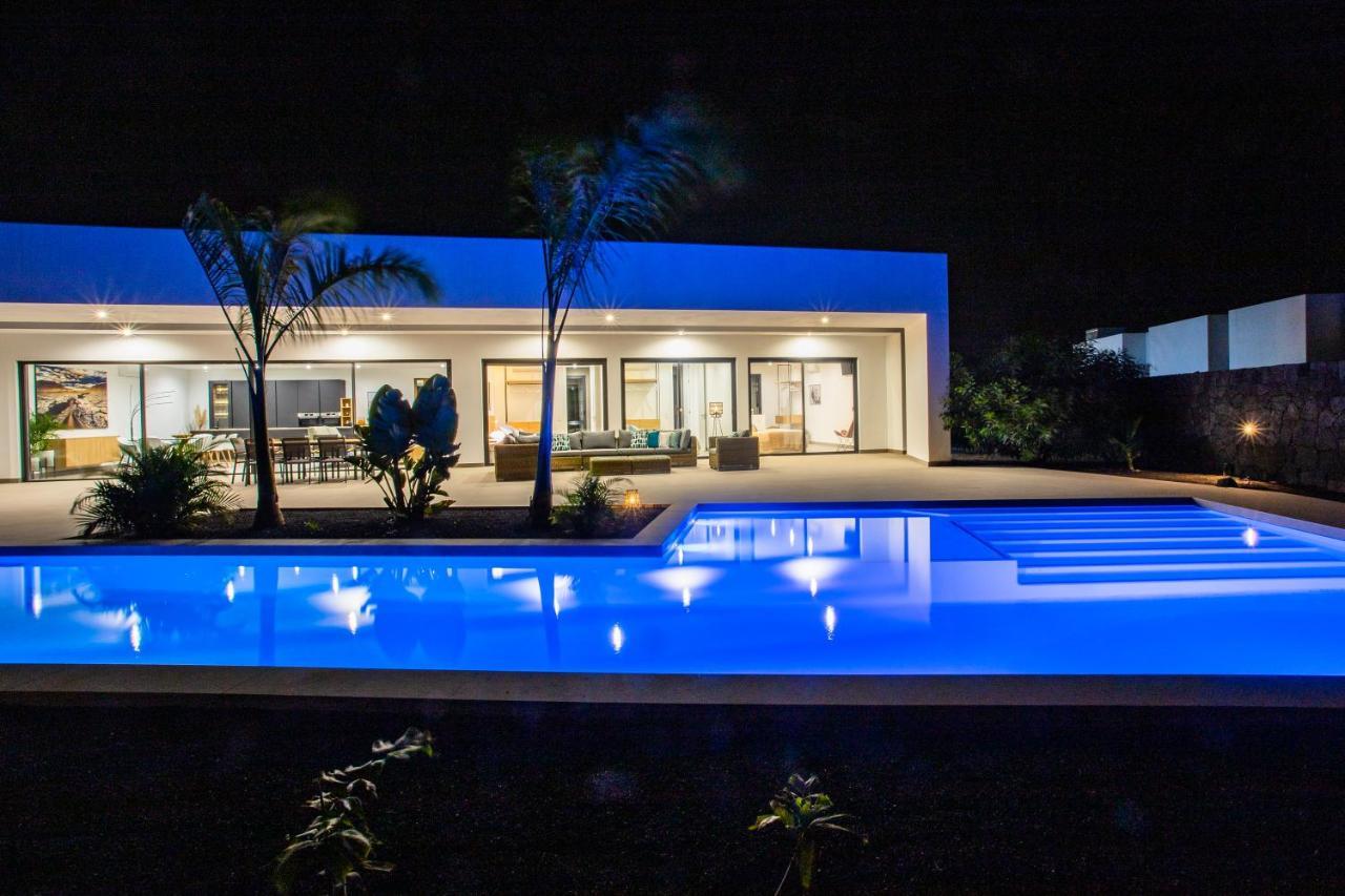 Villa Macan Теґісе Екстер'єр фото