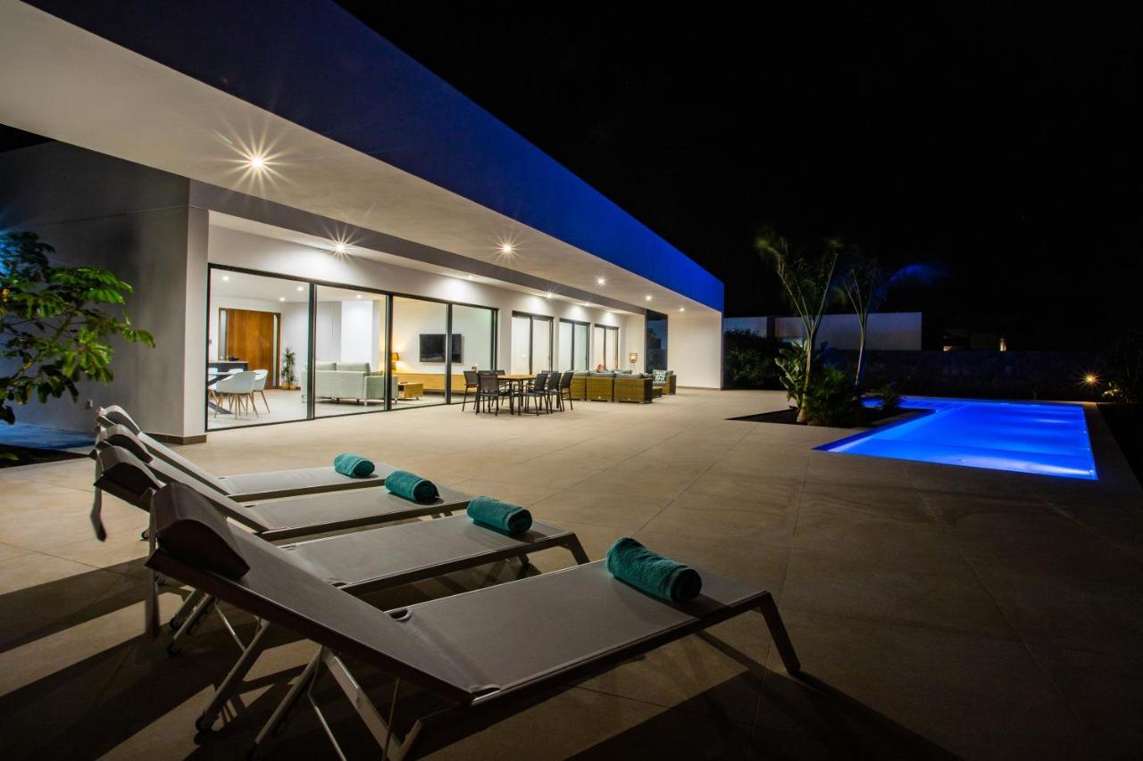 Villa Macan Теґісе Екстер'єр фото